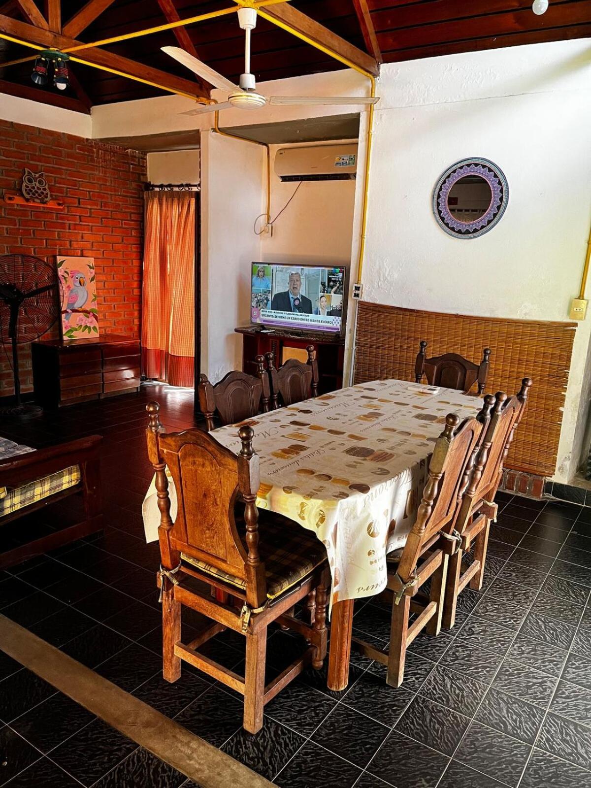 Вилла Casa Quinta - Rincon Santa Maria Итусаинго Экстерьер фото
